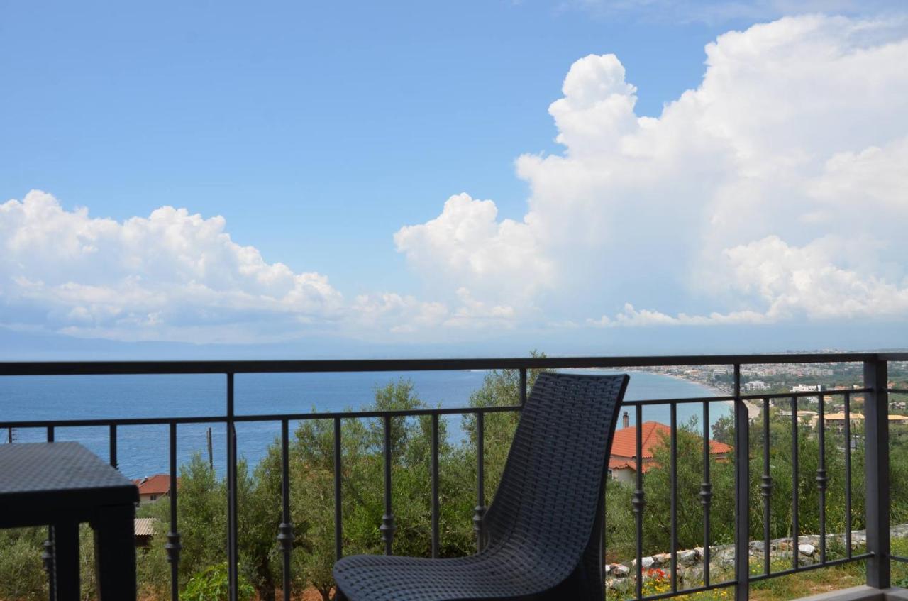 Verga'S Apartments Каламата Экстерьер фото