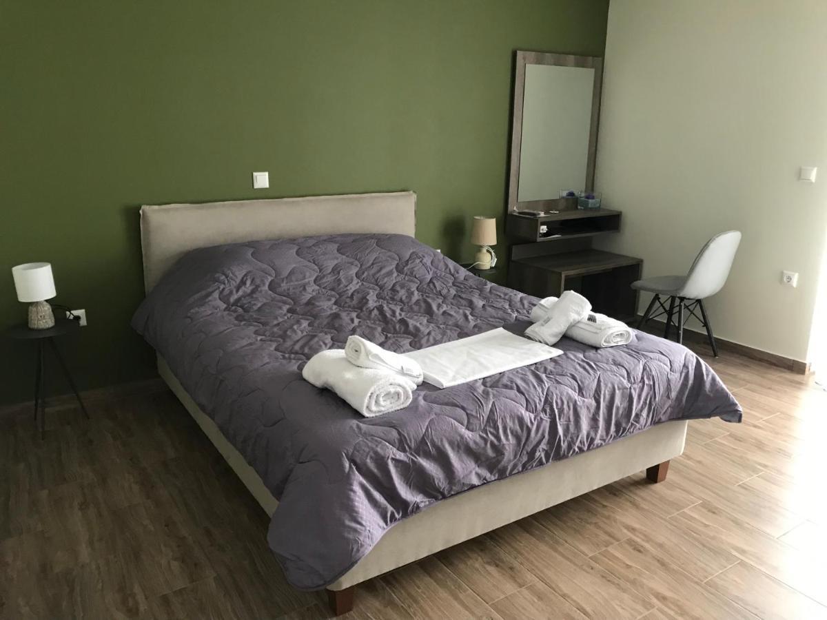 Verga'S Apartments Каламата Экстерьер фото