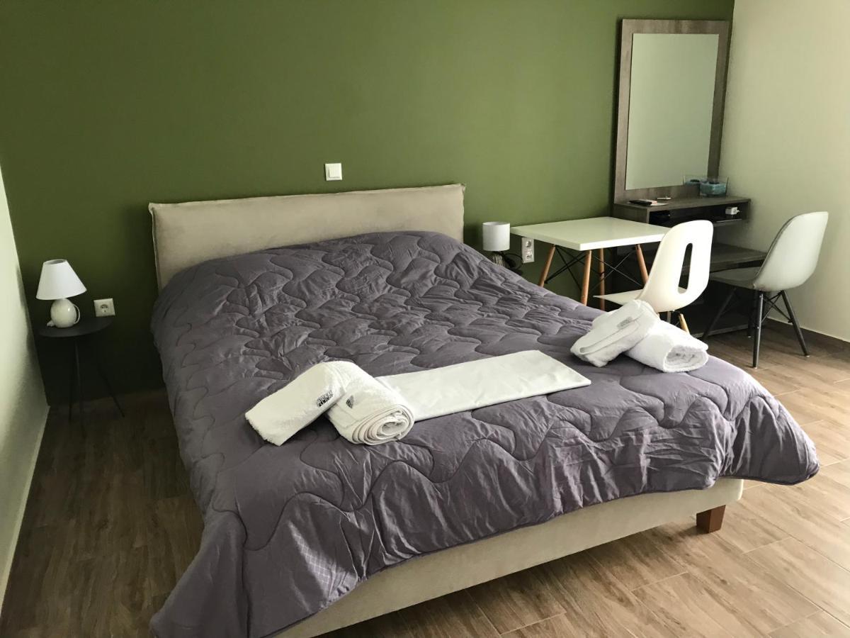 Verga'S Apartments Каламата Экстерьер фото