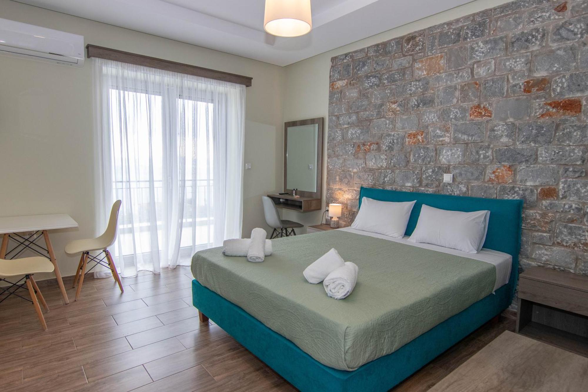Verga'S Apartments Каламата Экстерьер фото